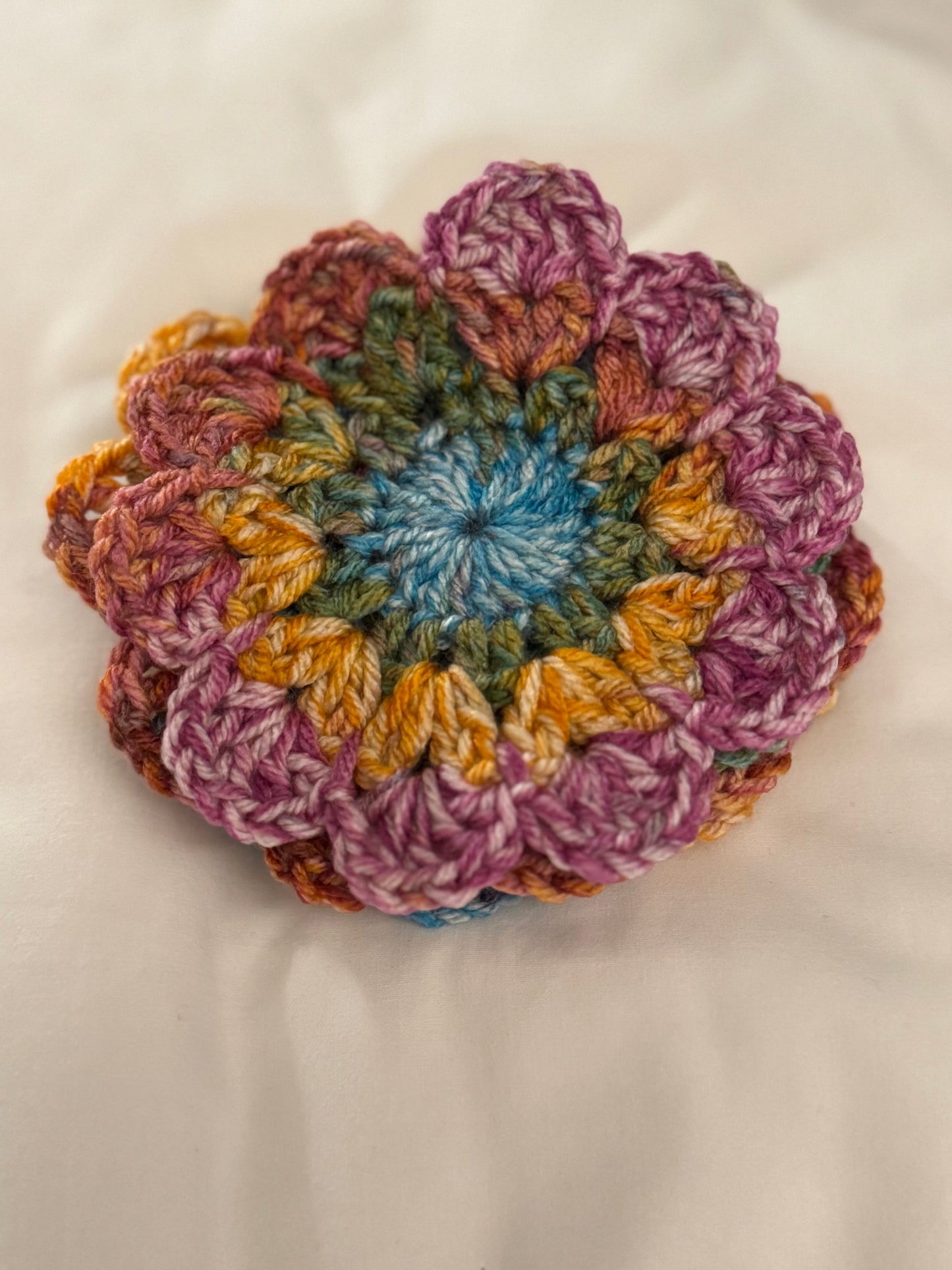 Charming Acrylic Doily Coaster Set - 4 Pack