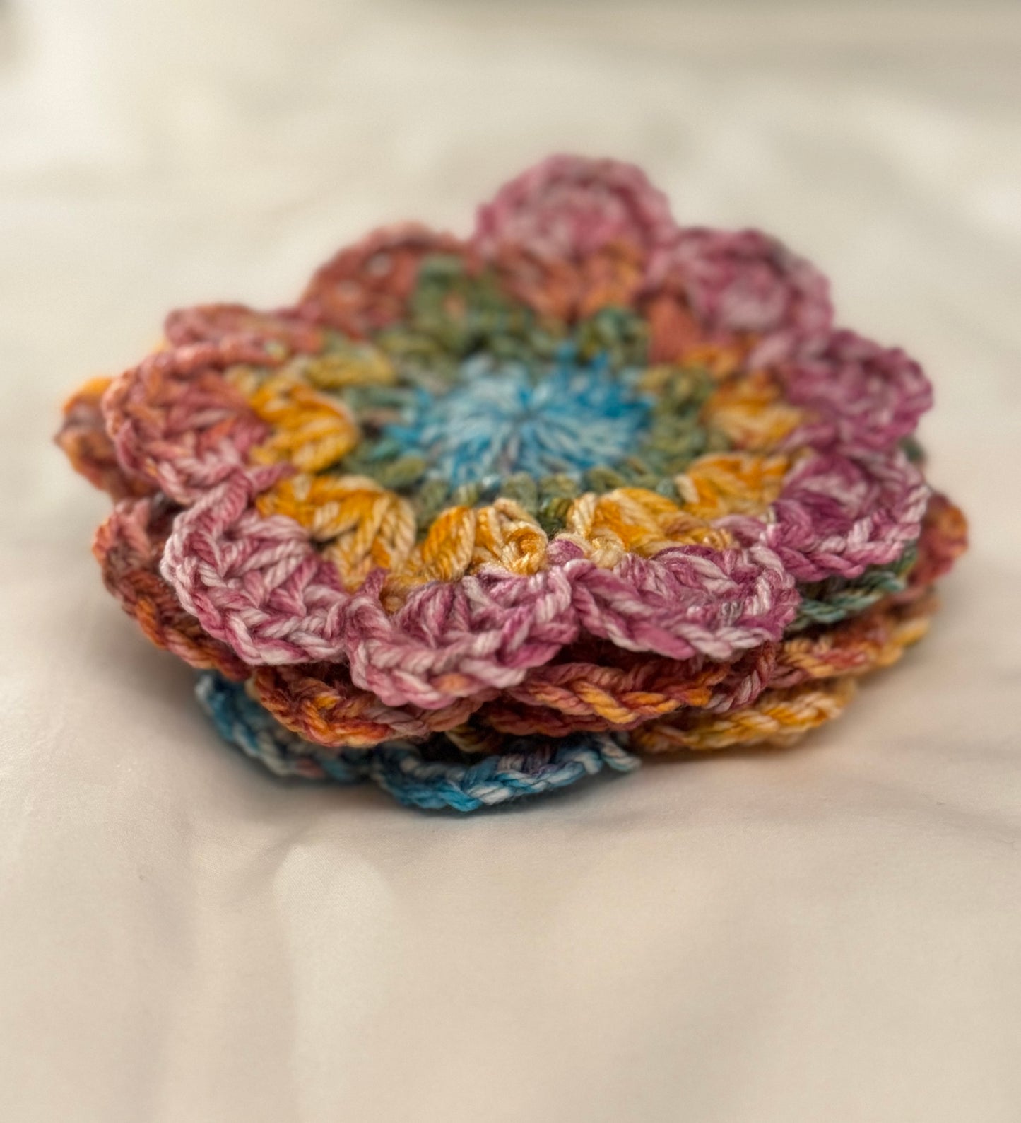 Charming Acrylic Doily Coaster Set - 4 Pack