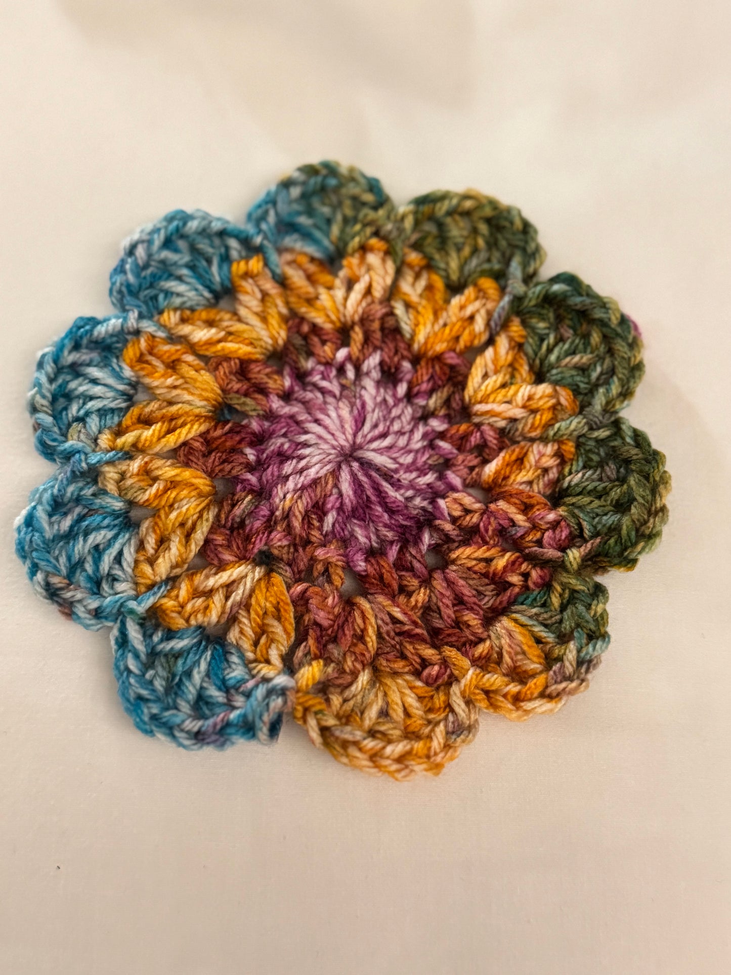 Charming Acrylic Doily Coaster Set - 4 Pack